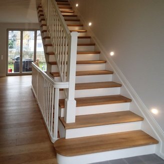 Сходи на бетонній основі